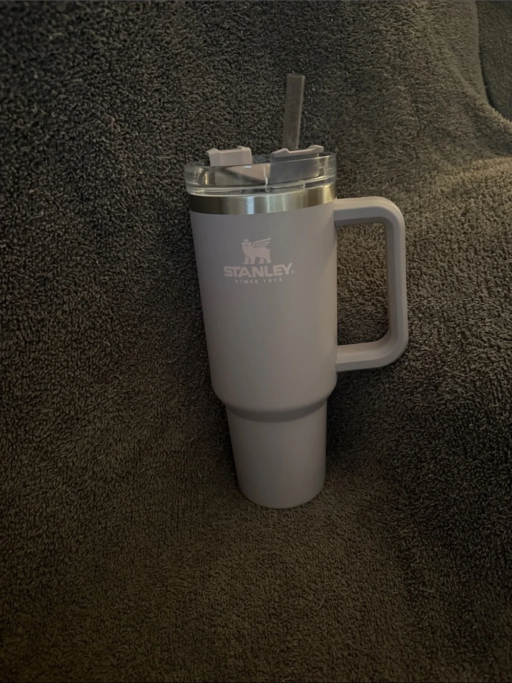 Stanley Abalone Travel Tumbler with Handle and Straw 40oz - Picture 2 of 7